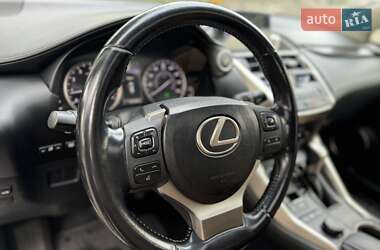 Позашляховик / Кросовер Lexus NX 2016 в 