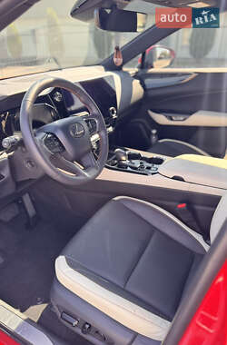 Внедорожник / Кроссовер Lexus NX 2023 в 