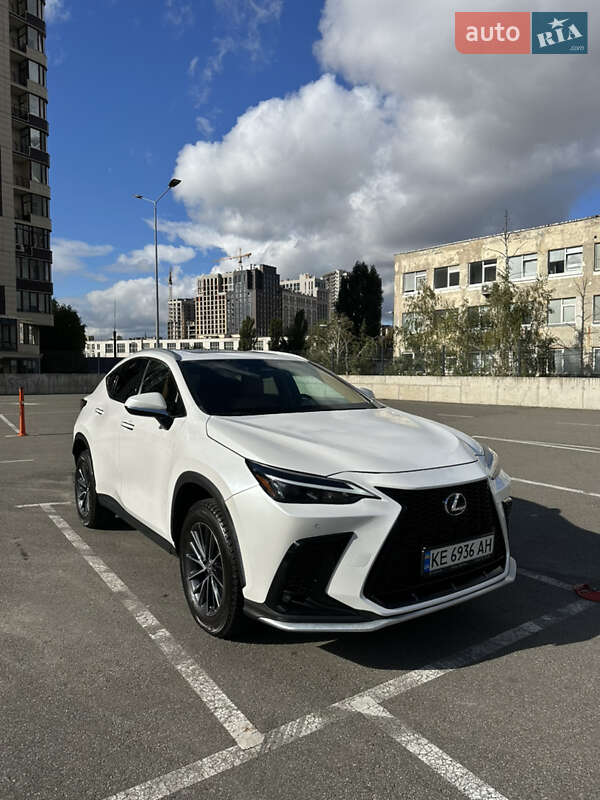 Позашляховик / Кросовер Lexus NX 2022 в Києві фото 3 Позашляховик / Кросовер Lexus NX 2022 в Києві