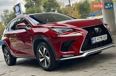 Внедорожник / Кроссовер Lexus NX 2018 в 