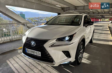 Позашляховик / Кросовер Lexus NX 2018 в Києві