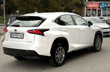Внедорожник / Кроссовер Lexus NX 2014 в 