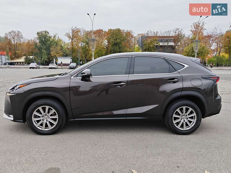 Внедорожник / Кроссовер Lexus NX 2015 в Харькове