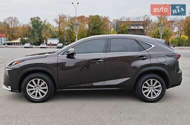 Позашляховик / Кросовер Lexus NX 2015 в  фото 3 Позашляховик / Кросовер Lexus NX 2015 в