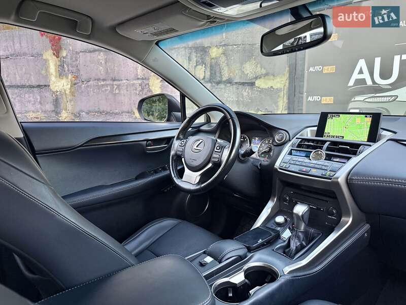 Позашляховик / Кросовер Lexus NX 2015 в Харкові