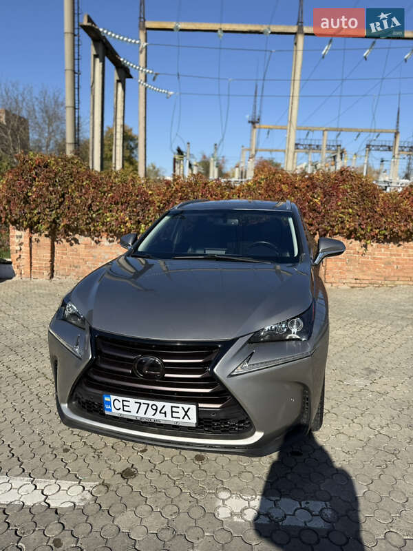 Позашляховик / Кросовер Lexus NX 2016 в Чернівцях