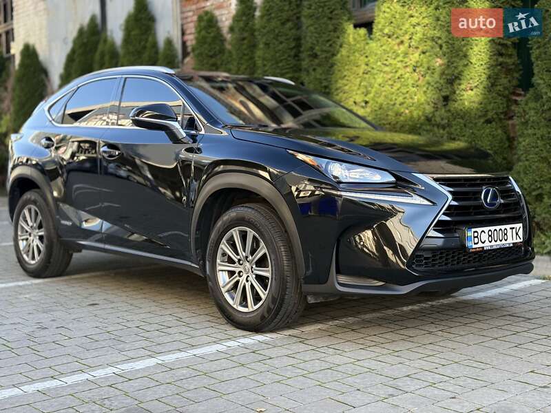 Позашляховик / Кросовер Lexus NX 2015 в Львові