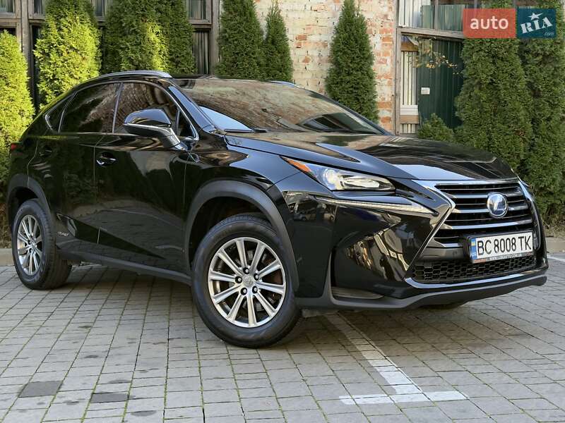 Позашляховик / Кросовер Lexus NX 2015 в Львові