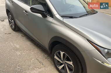 Позашляховик / Кросовер Lexus NX 2018 в  фото 8 Позашляховик / Кросовер Lexus NX 2018 в