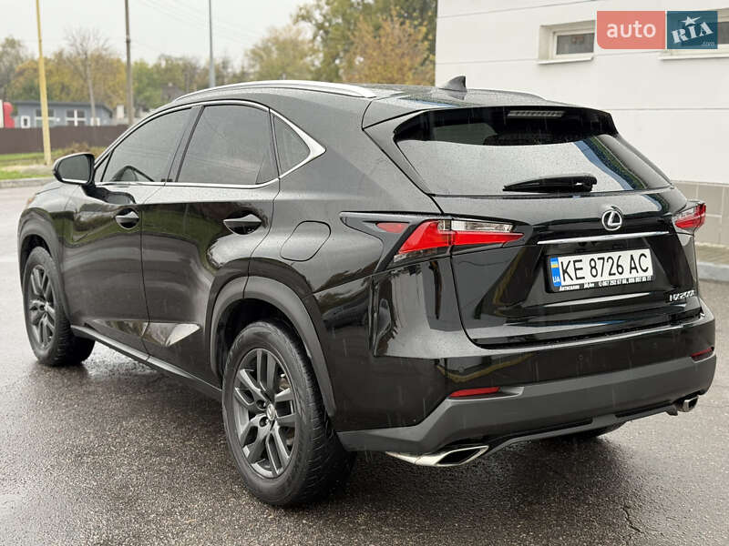 Внедорожник / Кроссовер Lexus NX 2016 в Кременчуге
