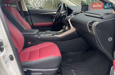 Позашляховик / Кросовер Lexus NX 2021 в 