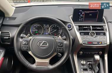 Позашляховик / Кросовер Lexus NX 2021 в 