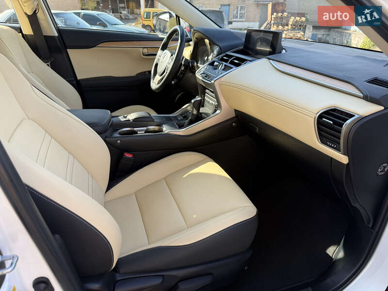 Позашляховик / Кросовер Lexus NX 2019 в Кривому Розі