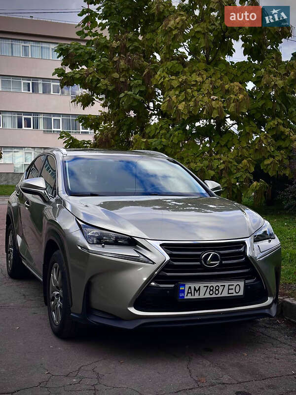 Внедорожник / Кроссовер Lexus NX 2015 в 