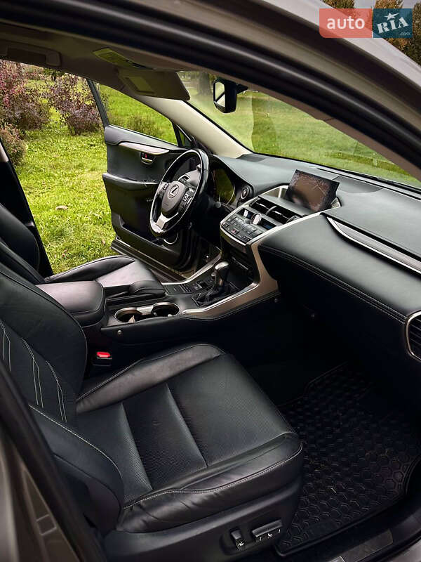 Позашляховик / Кросовер Lexus NX 2015 в Житомирі фото 8 Позашляховик / Кросовер Lexus NX 2015 в Житомирі