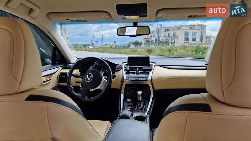 Позашляховик / Кросовер Lexus NX 2015 в Львові фото 14 Позашляховик / Кросовер Lexus NX 2015 в Львові