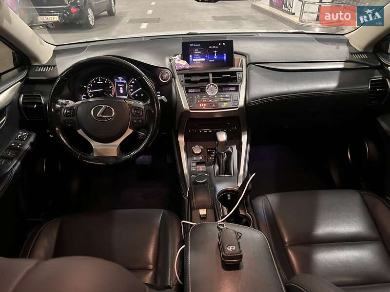 Внедорожник / Кроссовер Lexus NX 2016 в Киеве фото 13 Внедорожник / Кроссовер Lexus NX 2016 в Киеве