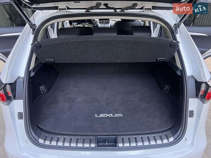Внедорожник / Кроссовер Lexus NX 2016 в Киеве фото 11 Внедорожник / Кроссовер Lexus NX 2016 в Киеве