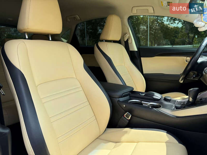 Позашляховик / Кросовер Lexus NX 2016 в Львові фото 12 Позашляховик / Кросовер Lexus NX 2016 в Львові