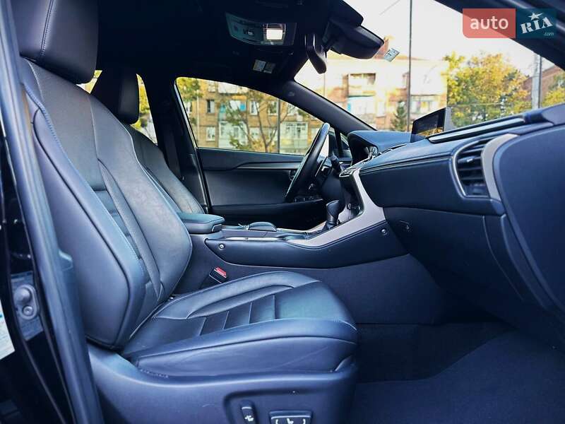 Внедорожник / Кроссовер Lexus NX 2020 в Киеве