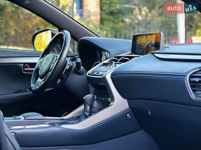 Внедорожник / Кроссовер Lexus NX 2020 в Киеве