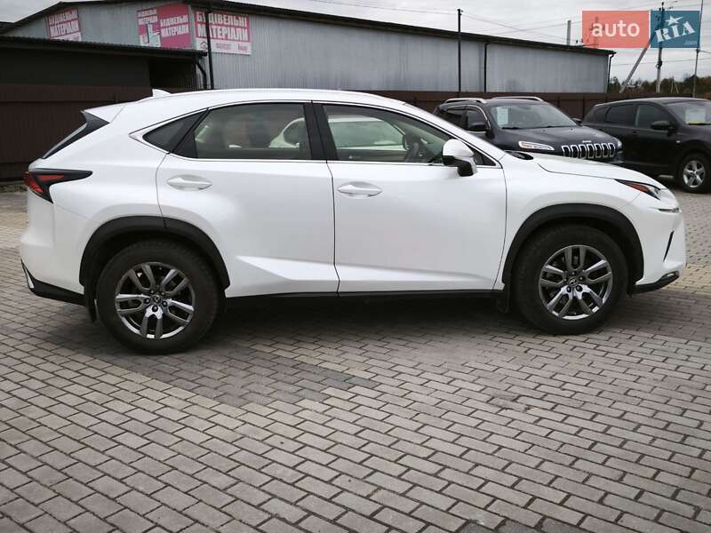 Внедорожник / Кроссовер Lexus NX 2018 в Львове