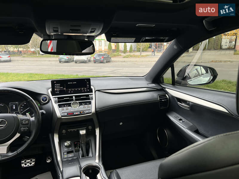 Позашляховик / Кросовер Lexus NX 2020 в Львові