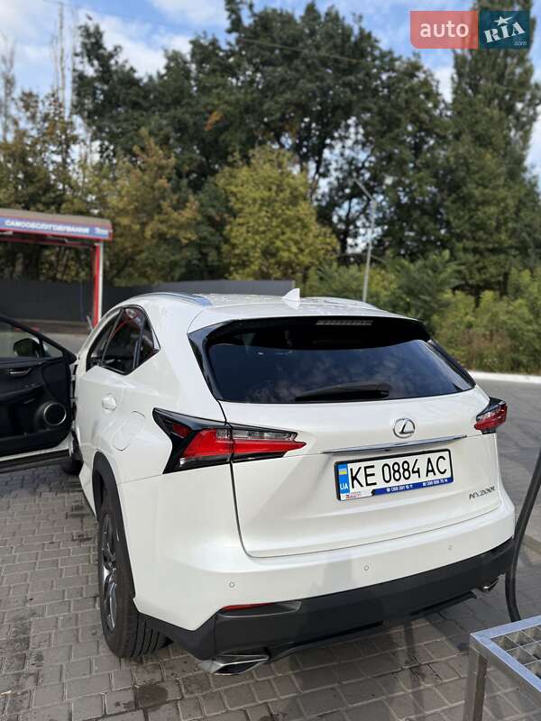 Внедорожник / Кроссовер Lexus NX 2016 в Днепре фото 4 Внедорожник / Кроссовер Lexus NX 2016 в Днепре