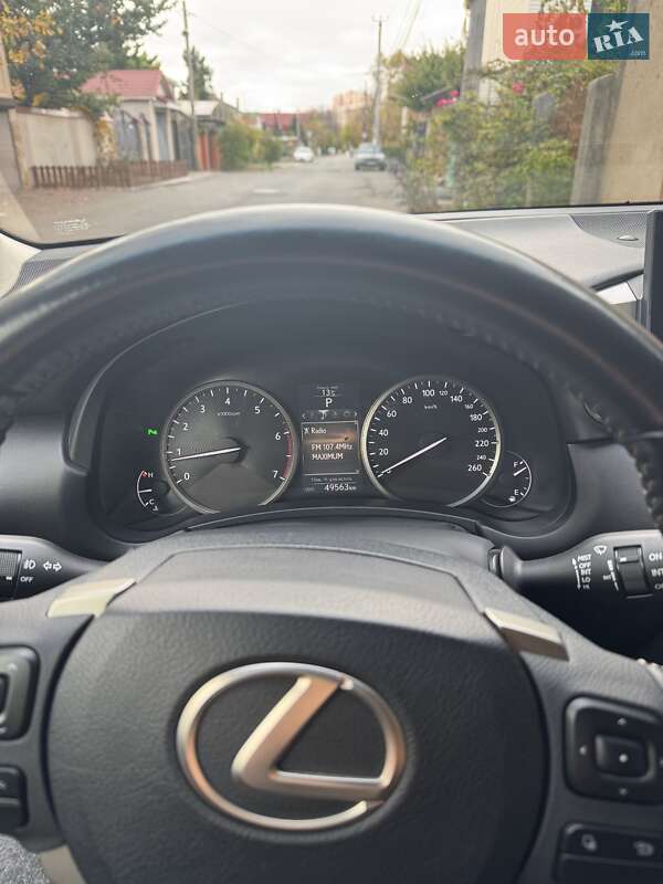 Внедорожник / Кроссовер Lexus NX 2017 в Ивано-Франковске