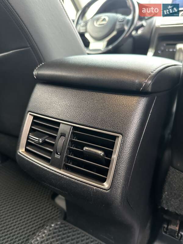 Позашляховик / Кросовер Lexus NX 2015 в Білогородці фото 24 Позашляховик / Кросовер Lexus NX 2015 в Білогородці