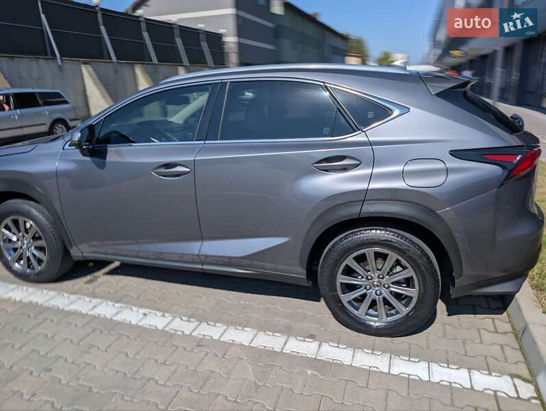 Внедорожник / Кроссовер Lexus NX 2018 в Ивано-Франковске