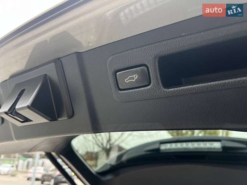 Позашляховик / Кросовер Lexus NX 2015 в Дніпрі фото 10 Позашляховик / Кросовер Lexus NX 2015 в Дніпрі