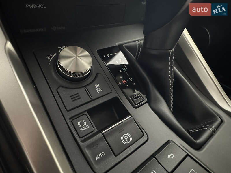 Позашляховик / Кросовер Lexus NX 2019 в Чернігові