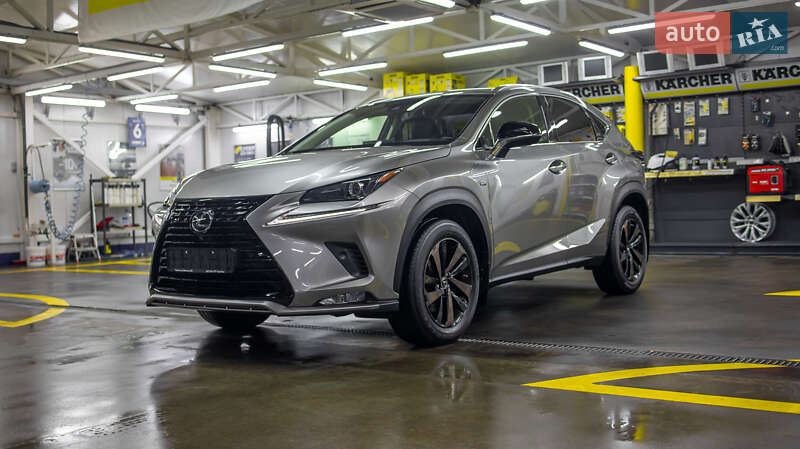 Позашляховик / Кросовер Lexus NX 2020 в Чернівцях