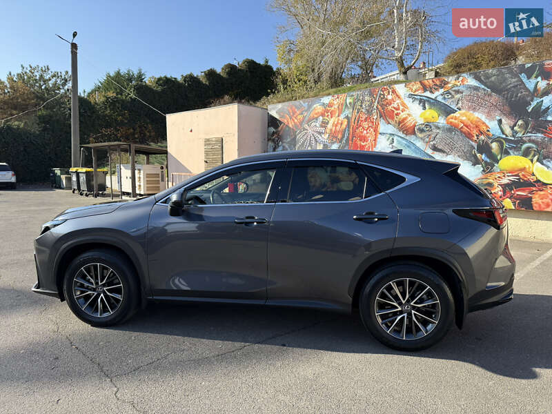 Внедорожник / Кроссовер Lexus NX 2022 в Одессе