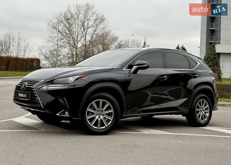 Позашляховик / Кросовер Lexus NX 2018 в Києві