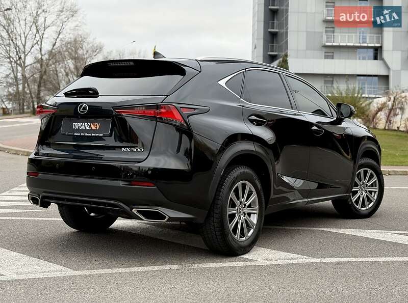 Позашляховик / Кросовер Lexus NX 2018 в Києві