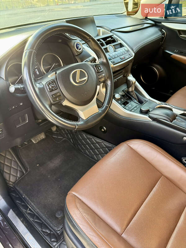 Позашляховик / Кросовер Lexus NX 2014 в Дніпрі фото 18 Позашляховик / Кросовер Lexus NX 2014 в Дніпрі