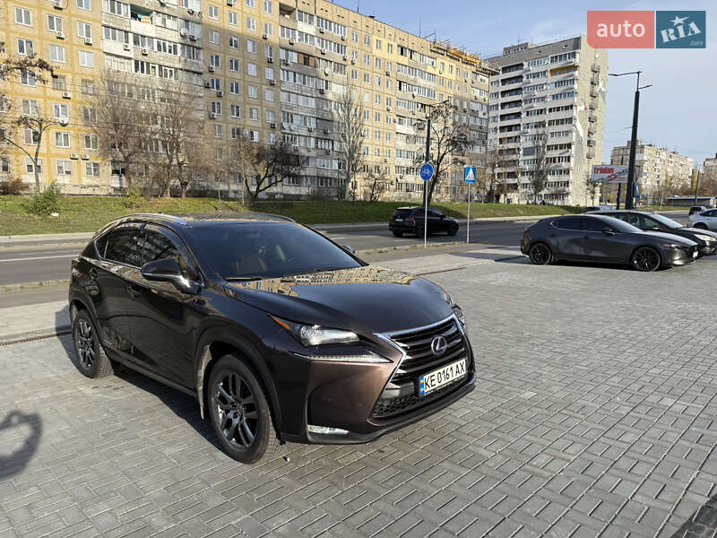 Позашляховик / Кросовер Lexus NX 2014 в Дніпрі фото 17 Позашляховик / Кросовер Lexus NX 2014 в Дніпрі