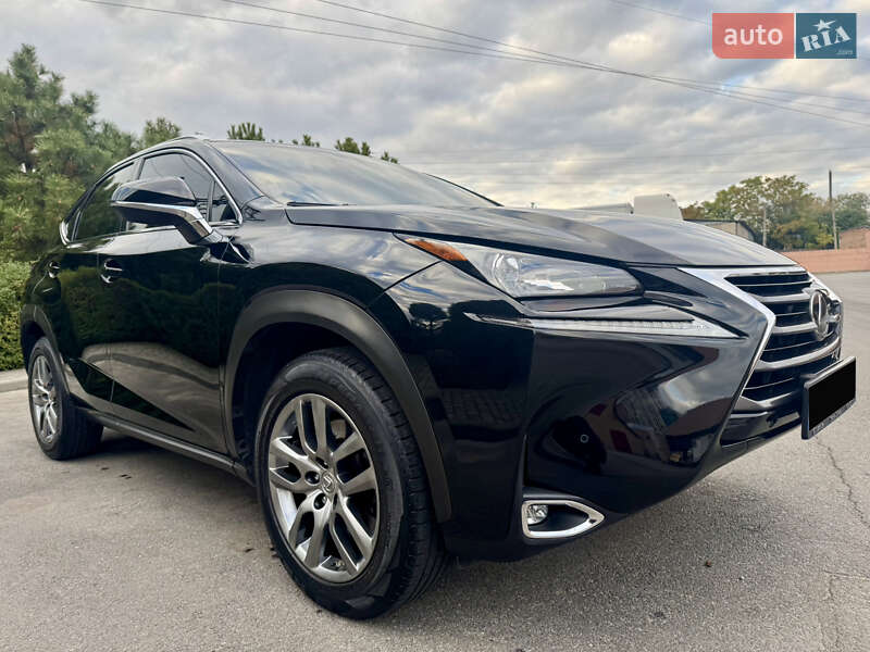 Внедорожник / Кроссовер Lexus NX 2016 в Днепре