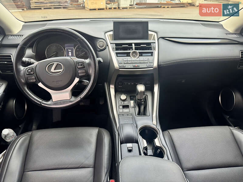 Внедорожник / Кроссовер Lexus NX 2016 в Днепре