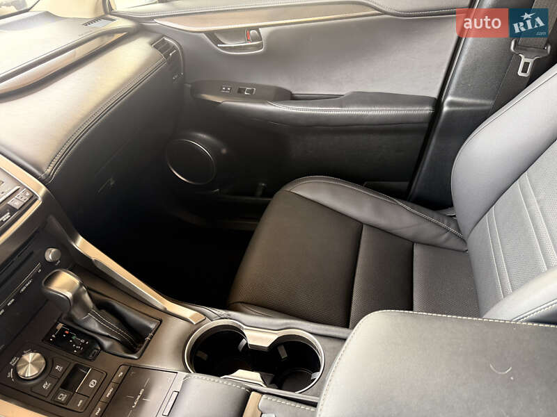 Позашляховик / Кросовер Lexus NX 2019 в Чернігові фото 23 Позашляховик / Кросовер Lexus NX 2019 в Чернігові