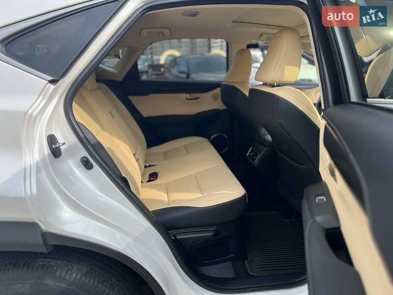 Позашляховик / Кросовер Lexus NX 2020 в Одесі