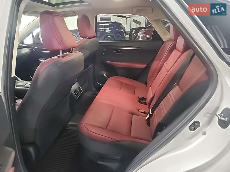 Позашляховик / Кросовер Lexus NX 2021 в Львові