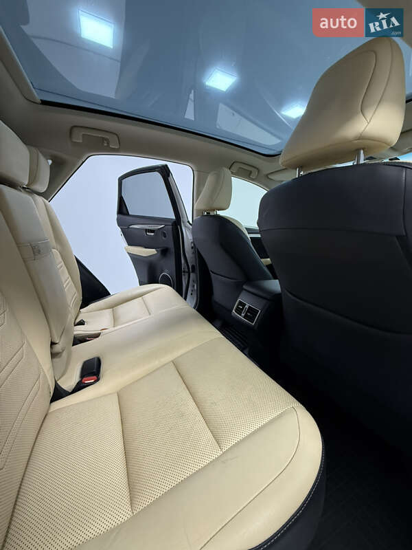 Внедорожник / Кроссовер Lexus NX 2016 в Одессе