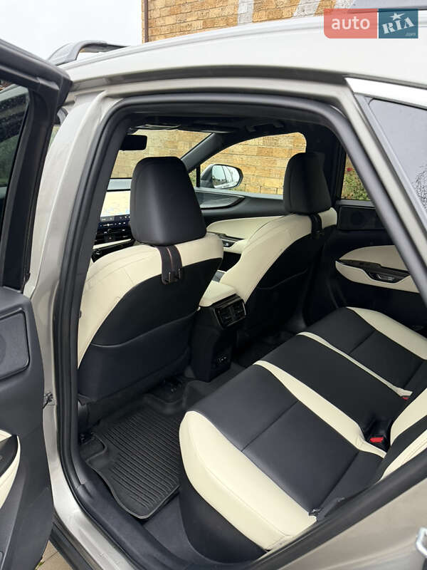 Позашляховик / Кросовер Lexus NX 2024 в Одесі