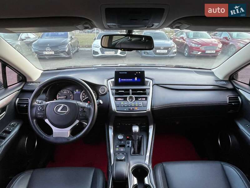 Позашляховик / Кросовер Lexus NX 2016 в Києві