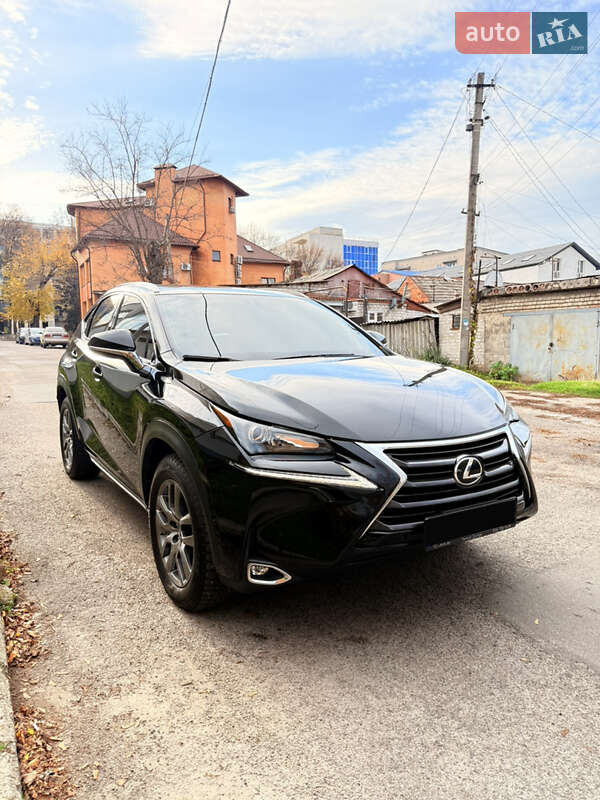 Внедорожник / Кроссовер Lexus NX 2016 в Днепре