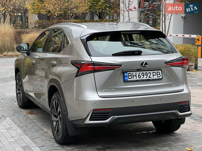 Позашляховик / Кросовер Lexus NX 2021 в Києві