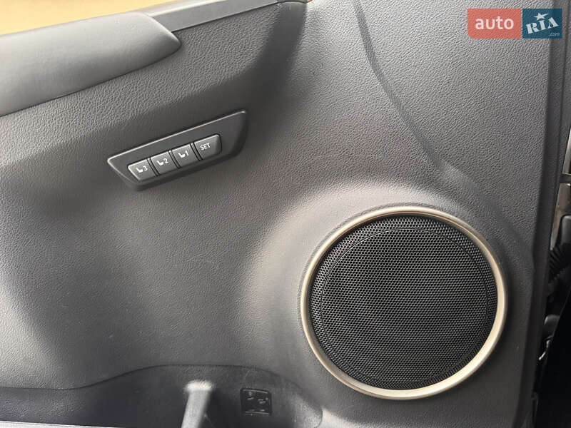 Позашляховик / Кросовер Lexus NX 2015 в Самборі фото 41 Позашляховик / Кросовер Lexus NX 2015 в Самборі